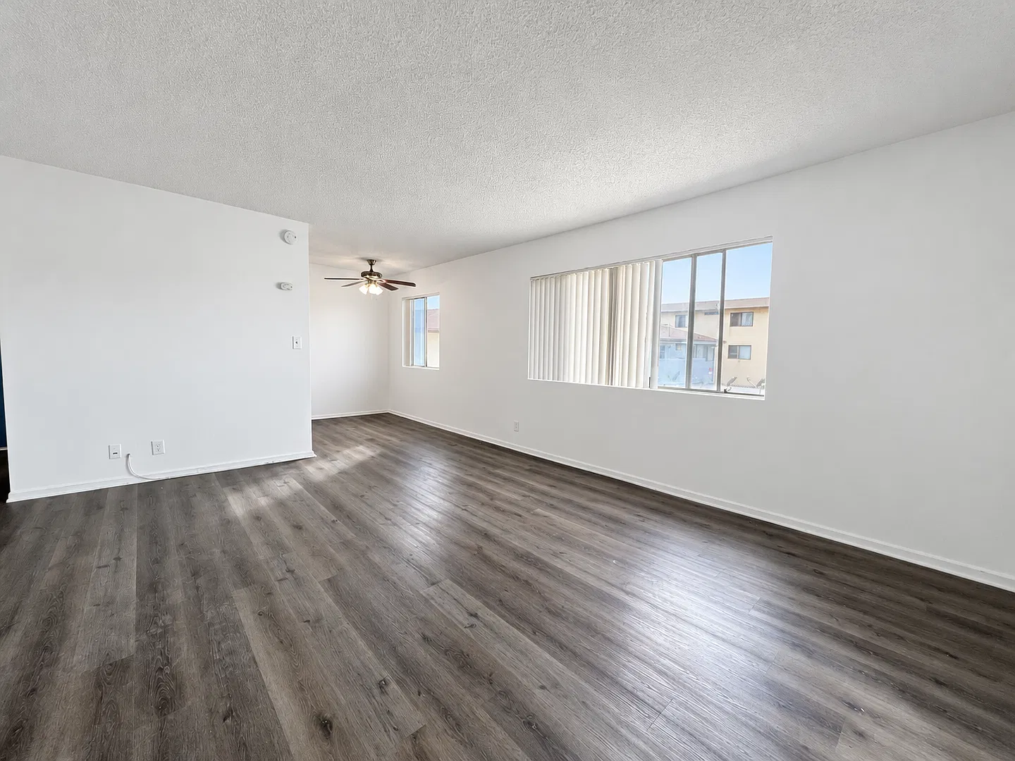 El Sorano Apartments — Photo 3