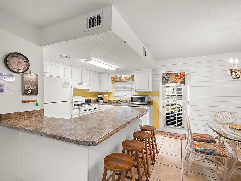 133 W Leslie Ln #1 — Photo 8