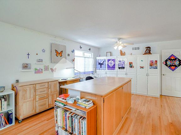 2nd image of 6505 Hastings Pl