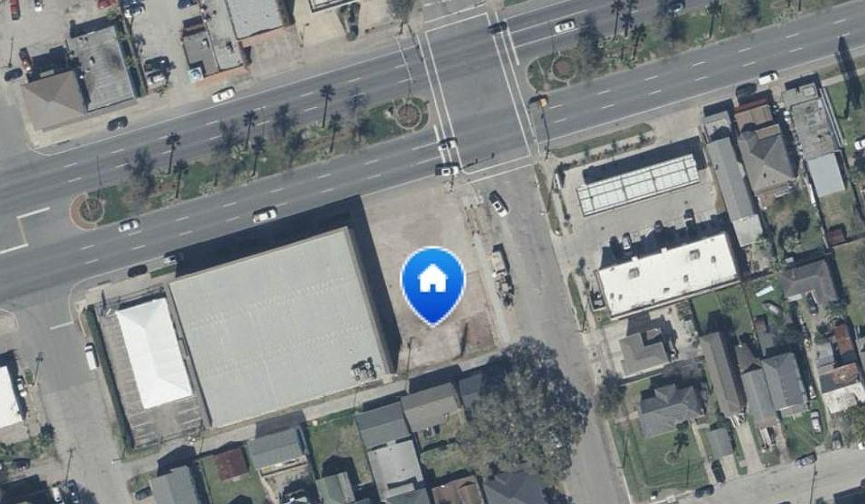 2nd image of 1011 37th St