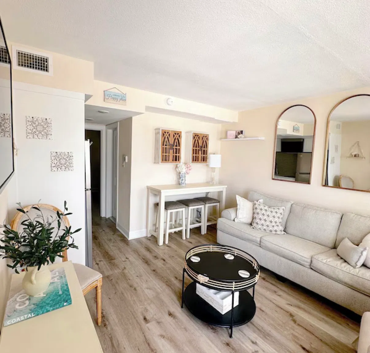1 bed, $1,600 — Photo 1