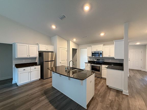 3rd image of 4407 Wilmington Way
