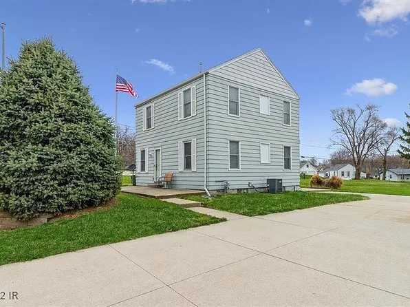 4175 Indianola Ave, Des Moines, IA 50320