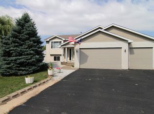 18346 Yancy St NE, East Bethel, MN 55092