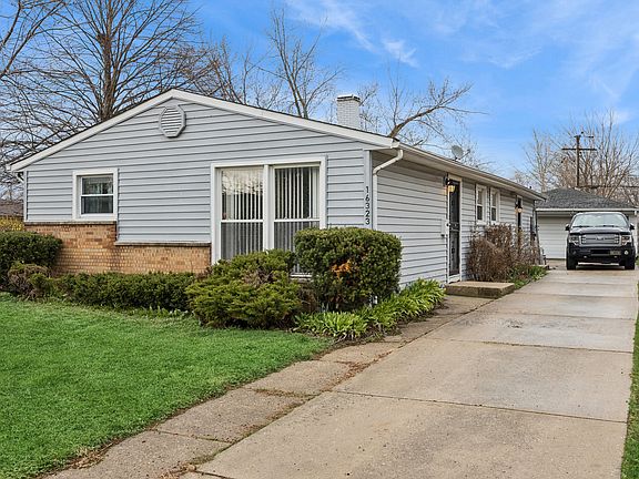2nd image of 16323 Paulina St
