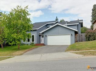 2741 Kempton Hills Dr, Anchorage, AK 99516
