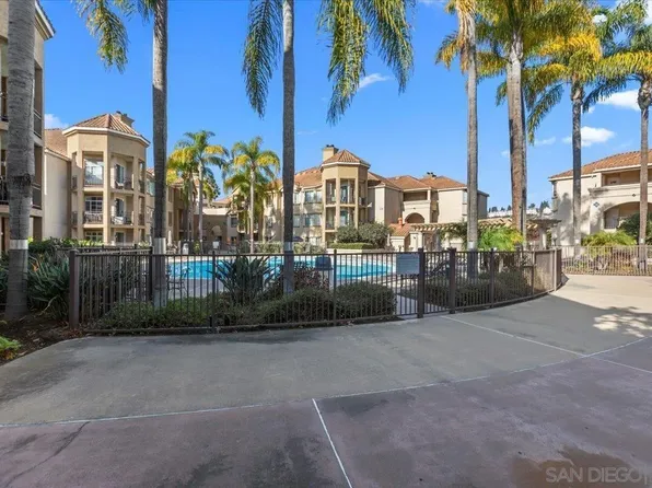 580 Camino De La Reina Unit 226, San Diego, CA 92108