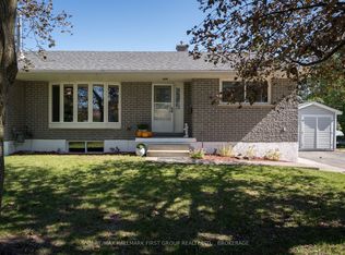 487 Coronation Blvd, Kingston, ON K7M 5R1