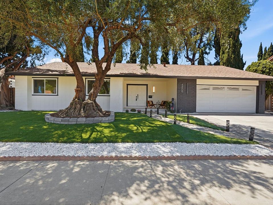 1st image of 4809 Rue Orleans Ct