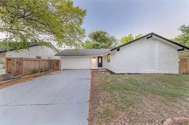 5535 Pine Pl — Photo 1