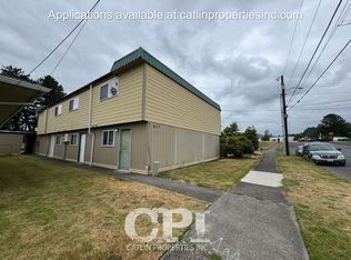 917 Cedar Street-Apartment - Multi - Family, Kelso, WA 98626