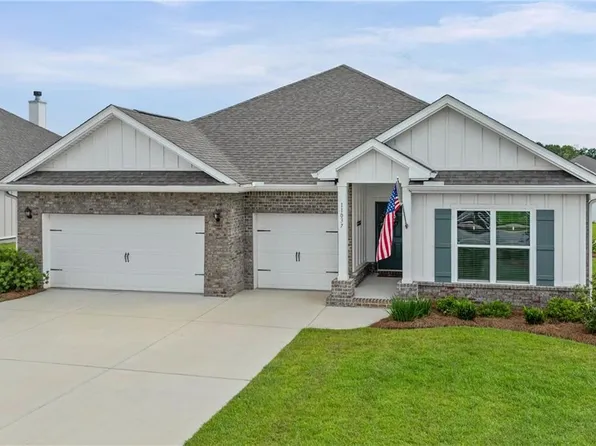 11037 Secretariat Blvd, Daphne, AL 36526