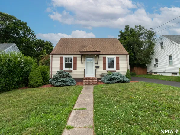 33 Clearview Avenue, East Haven, CT 06512
