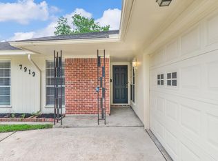7919 Langdon Ln, Houston, TX 77036