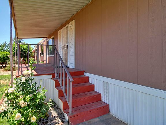 2nd image of 42 Millbrook Cir