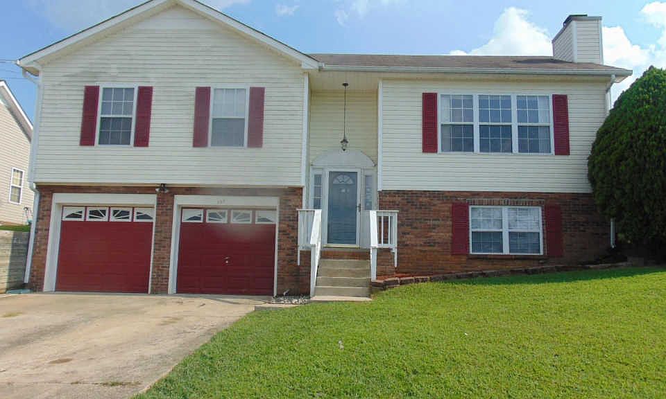 1st image of 352 Brook Mead Dr