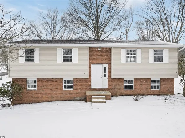12356 Chestnut St NW, Canal Fulton, OH 44614