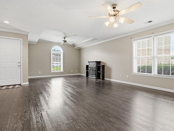 5th image of 5885 Wayside Ct