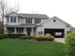 3209 Linden Cir, North Royalton, OH 44133