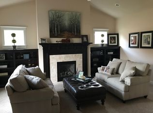 235 E Clearwater Dr, Appleton, WI 54913