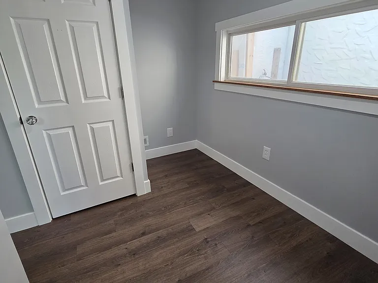 127 Retreat St — Photo 2