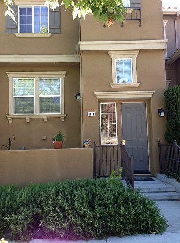 1st image of 811 Batista Dr
