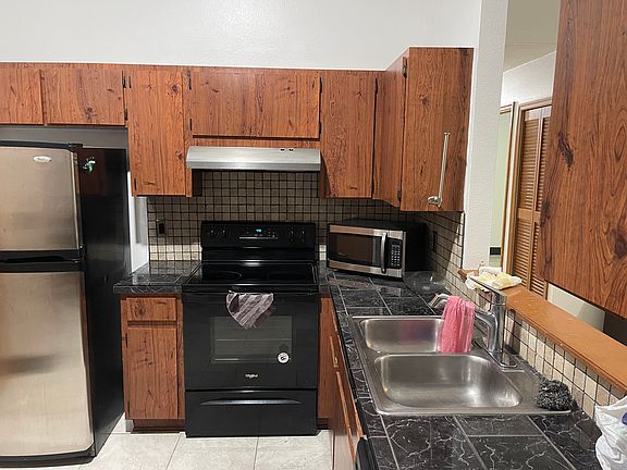 5th image of 4420 Winter Oaks Ln
