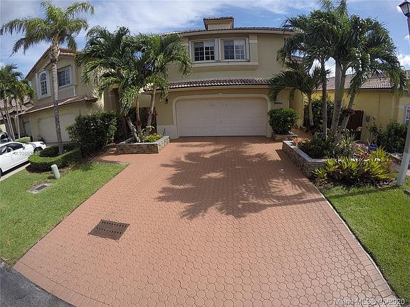 3rd image of 11375 NW 53rd Ln
