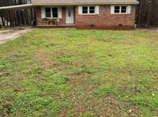 121 Panther Dr, Ninety Six, SC 29666
