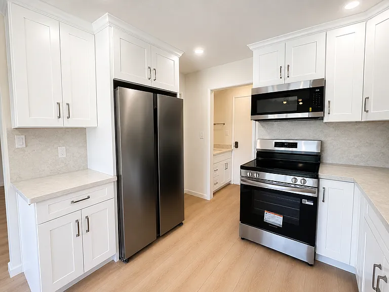 4020 Handel Cmn — Photo 2