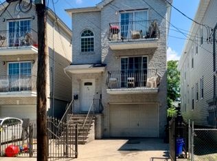 64 Telford St, Newark, NJ 07106