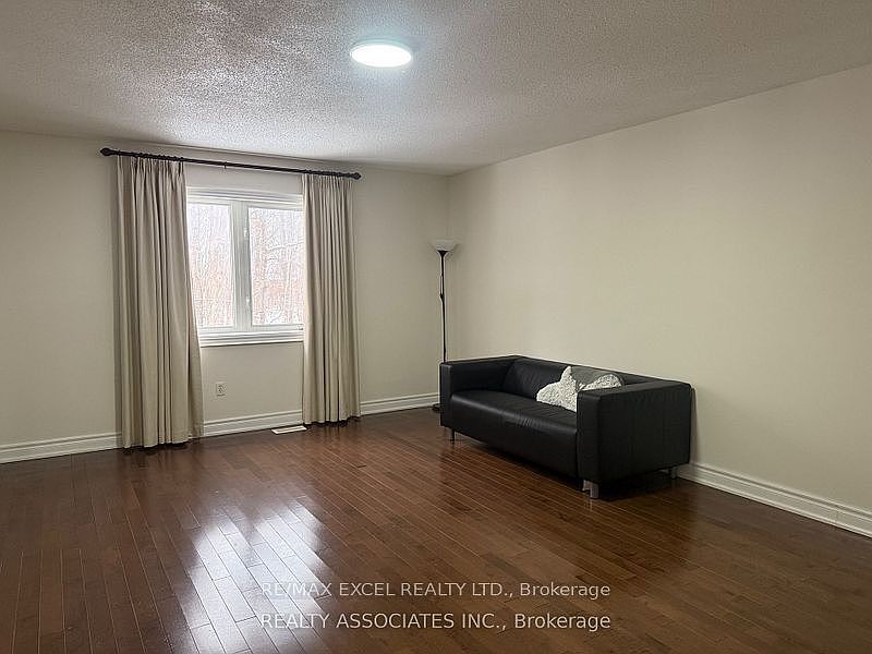 Toronto House for rent - 4 Bedrooms — photo 14