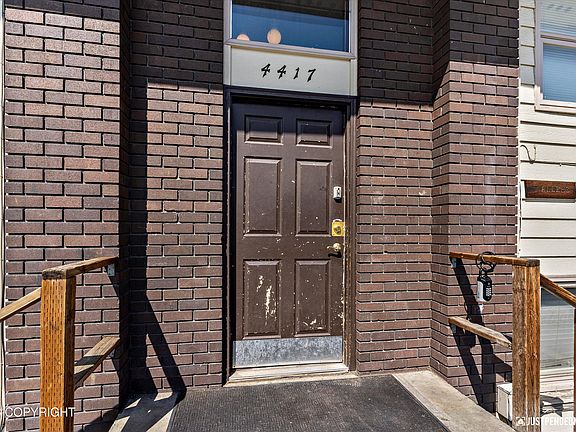 3rd image of 4417 San Roberto Ave
