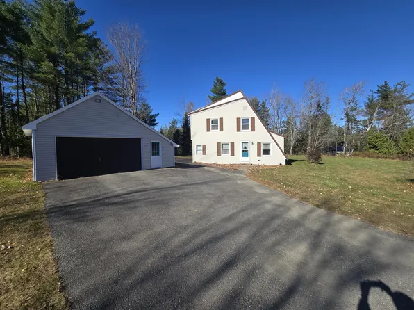 1084 Pushaw Road, Glenburn, ME 04401