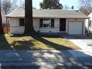 1554 Sterling St photo 1