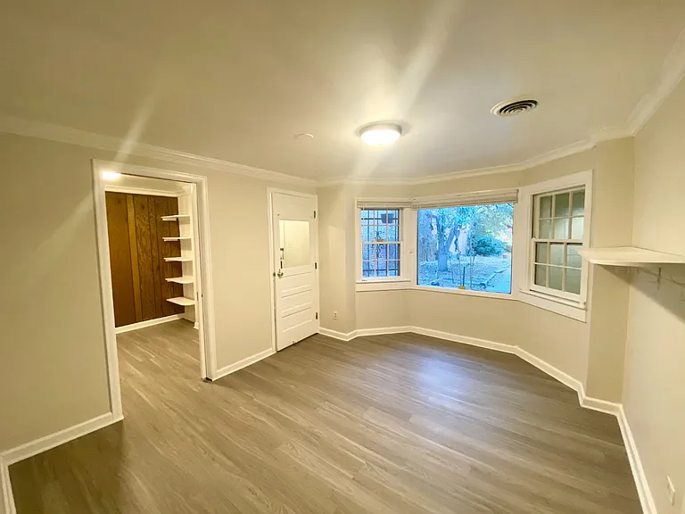 1452 N Marion St — Photo 5