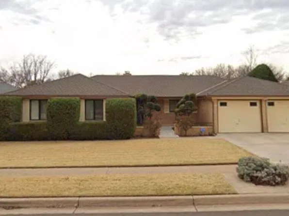 5223 85th St, Lubbock, TX 79424