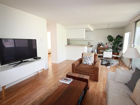 3rd image of 1728 Montana Ave #19