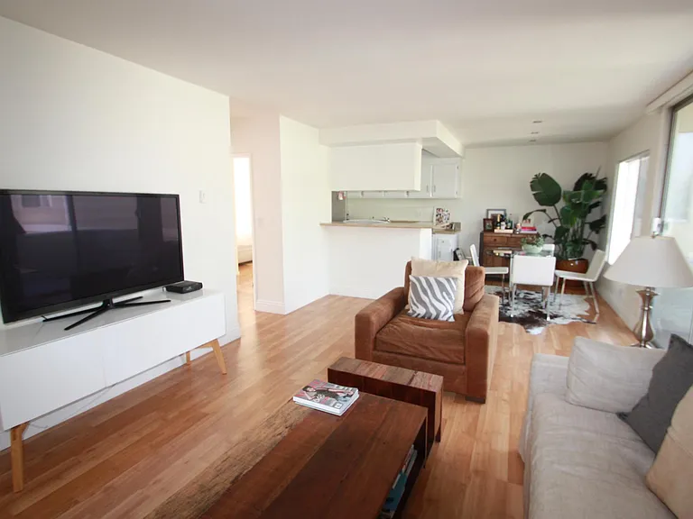 1728 Montana Ave #19 — Photo 3
