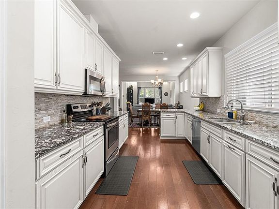 3rd image of 8317 SW 78th Ln