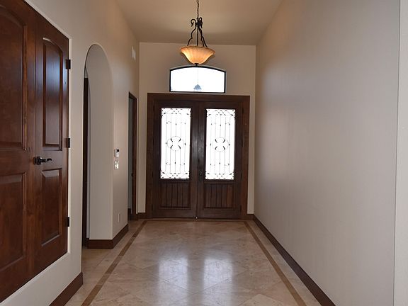 3rd image of 6264 Wildwood Ct
