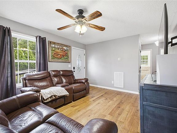 5th image of 243 Bud Hardy Rd SE