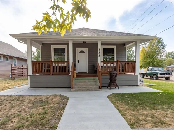 388 N 6th Ave, Forsyth, MT 59327