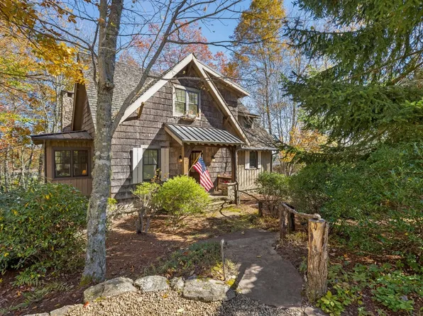 8 Mount Mitchell Court, Cashiers, NC 28717