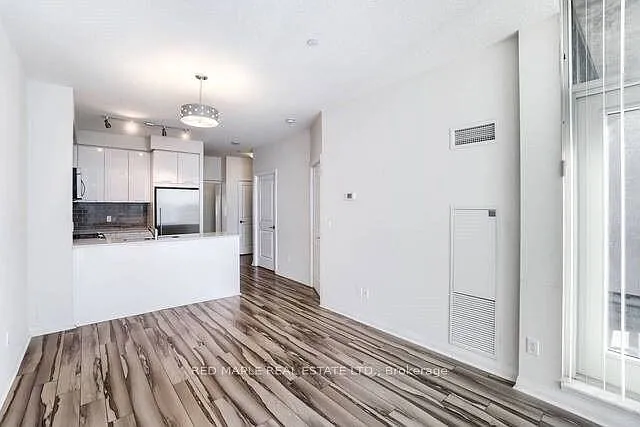 2 bed, $2,300 — Photo 4