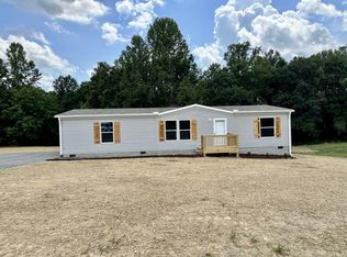 1671 Rabe Coats Rd, Westmoreland, TN 37186