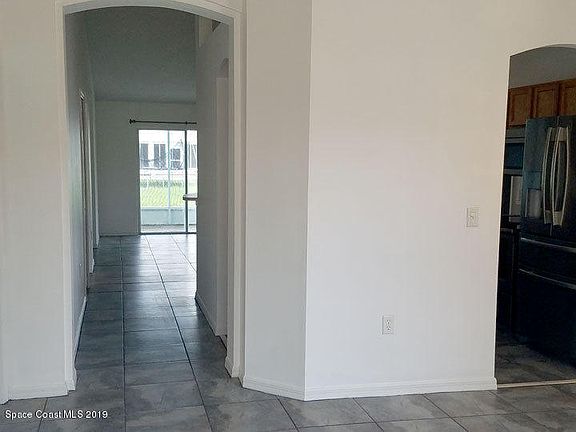 4th image of 1639 Gadsden Ave NW