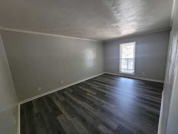 2nd image of 937 Green St #Green1