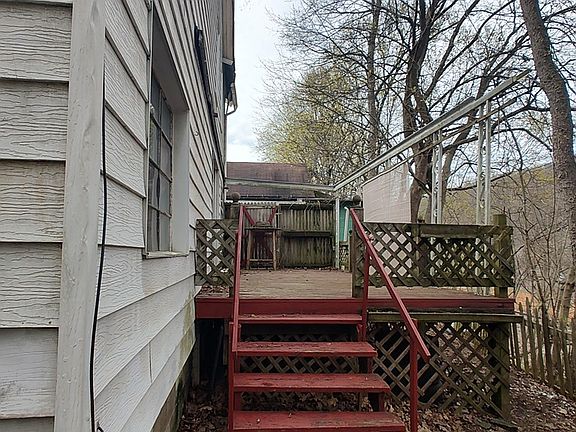 5th image of 1006 North St