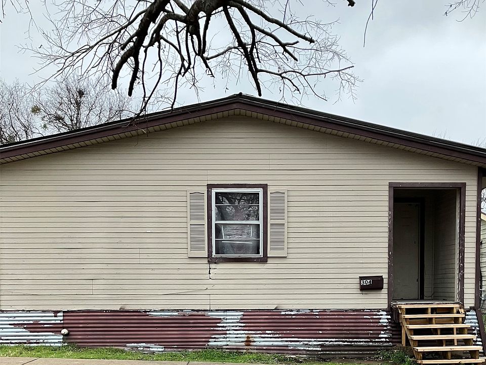 1st image of 304 E Freeman St